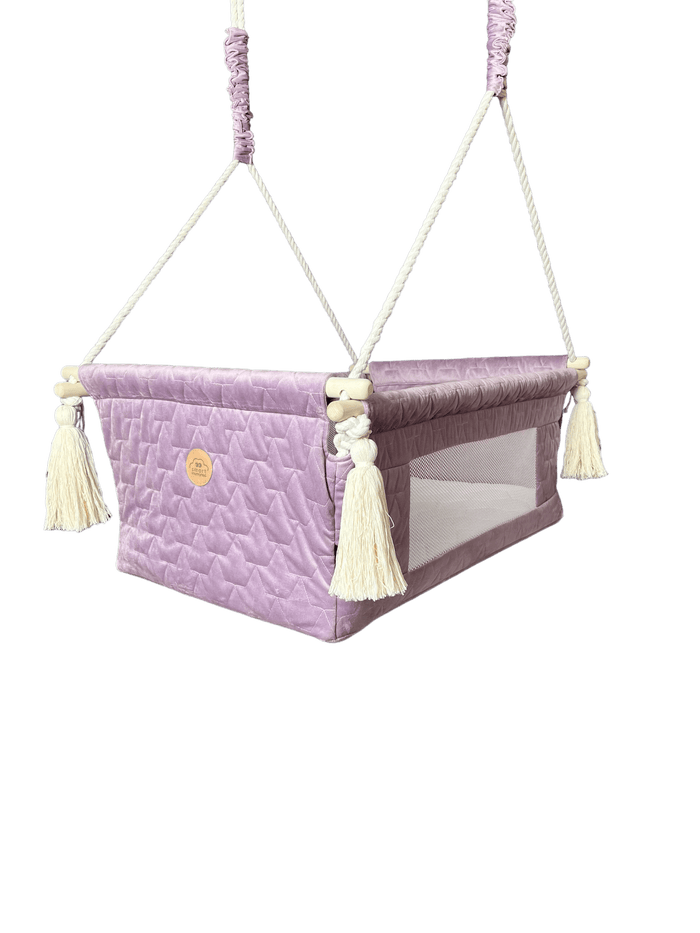 Hanging baby cradle — heather
