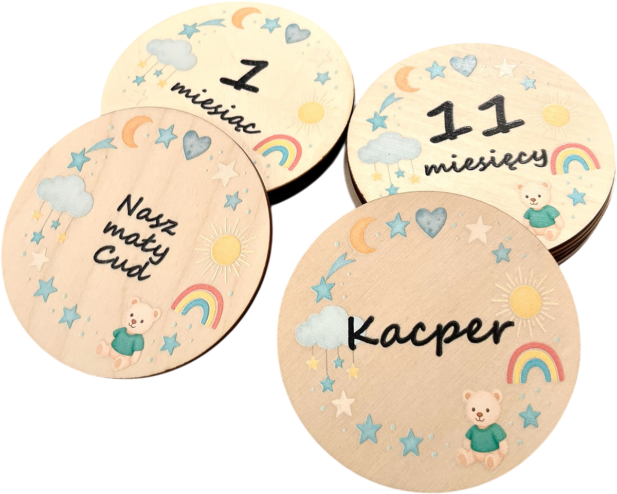 Personalised wooden baby milestone cards — blue bear