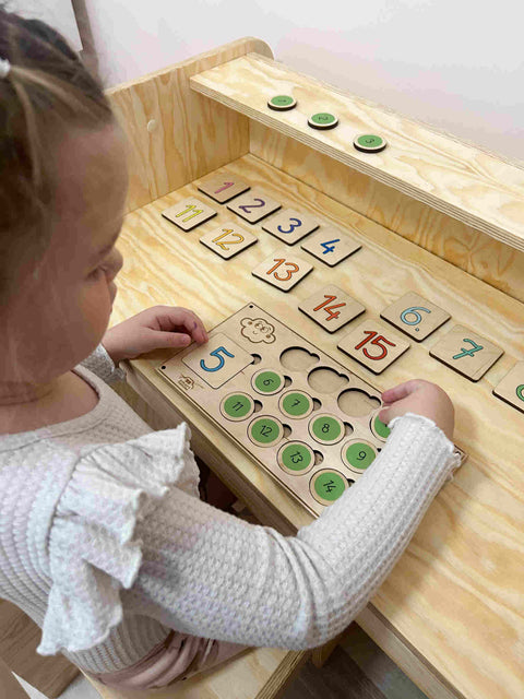 Drevená Montessori súprava na spoznávanie číslic a počítanie