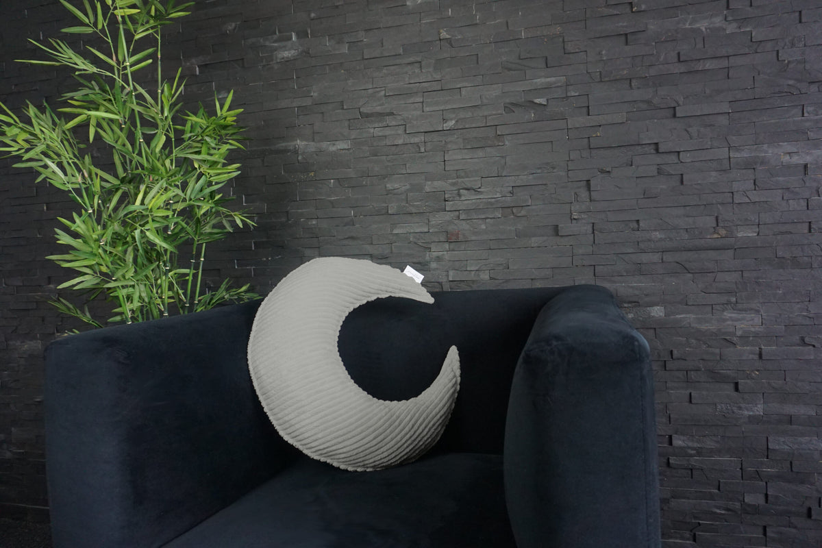 Kinderkissen aus Cord — Mond