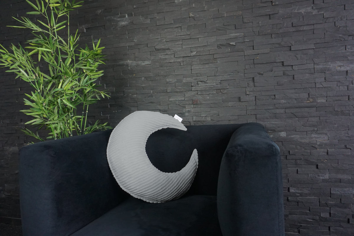 Kinderkissen aus Cord — Mond
