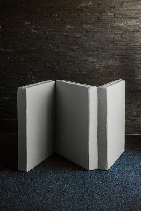 Trojdielny skladací cestovný matrac — veľký