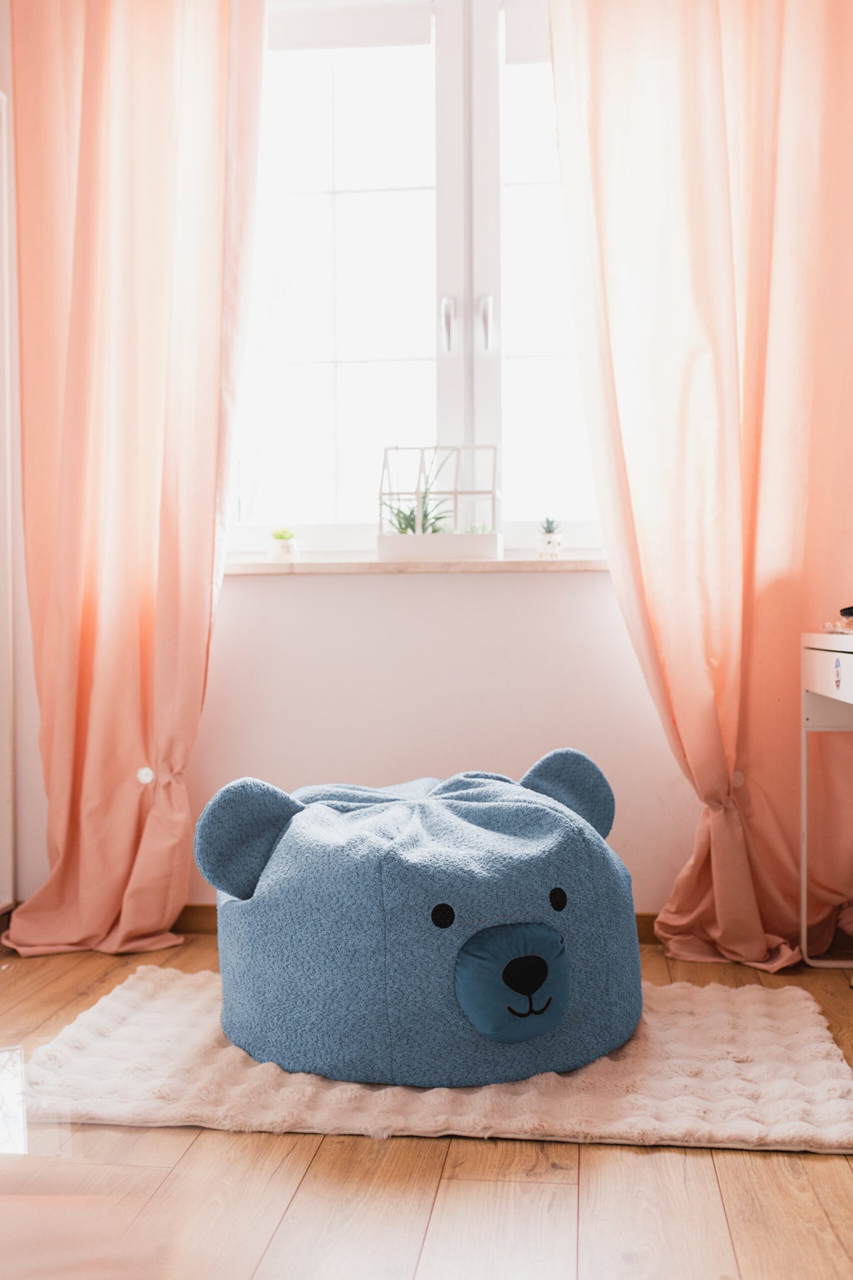 Children’s pouf — Teddy Bear