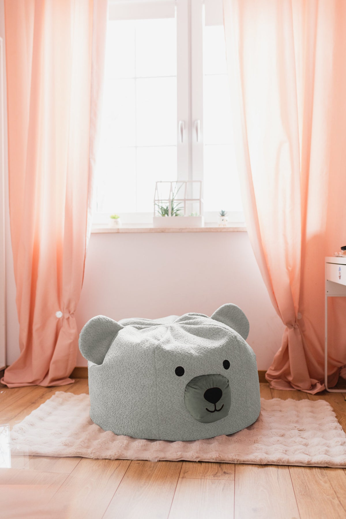 Children’s pouf — Teddy Bear